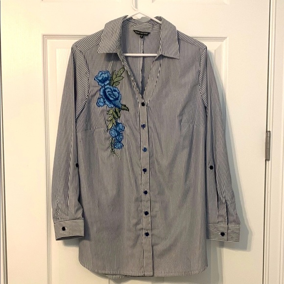 UNIQUE SPECTRUM Blue Floral Embroidered Shirt - Picture 1 of 5